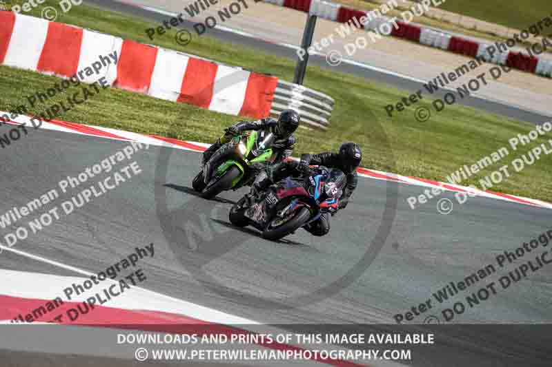 cadwell no limits trackday;cadwell park;cadwell park photographs;cadwell trackday photographs;enduro digital images;event digital images;eventdigitalimages;navarra;no limits trackdays;peter wileman photography;racing digital images;trackday digital images;trackday photos